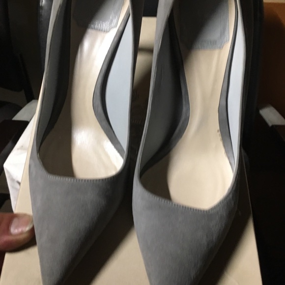 Designer Shoes - Picture 11 of 15